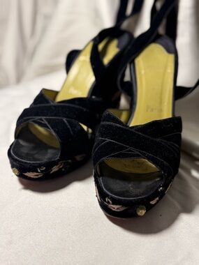 Vintage Christian Louboutin velvet wedges